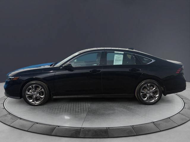 Used 2024 Honda Accord EX image 2