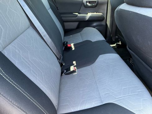 Used 2023 Toyota Tacoma TRD Off-Road w/ Technology Package image 13