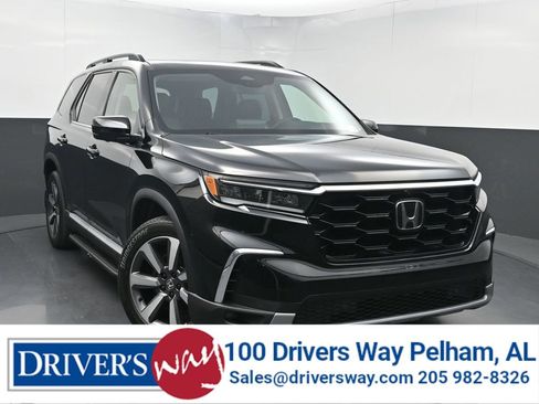 Used 2024 Honda Pilot Elite image 1