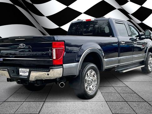 Certified 2022 Ford F350 Lariat w/ Lariat Ultimate Package AWD/4WD image 2