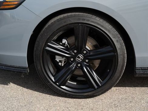 Used 2025 Honda Accord Sport image 12