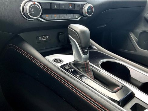 Certified 2024 Nissan Altima 2.5 SR image 24