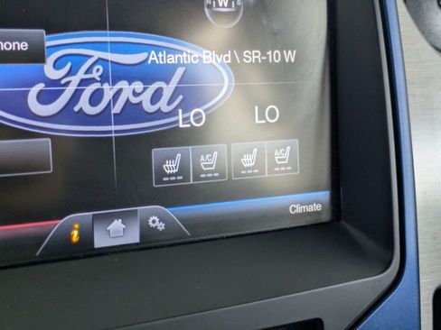 Used 2013 Ford F150 Raptor w/ Luxury Equipment Group AWD/4WD image 22