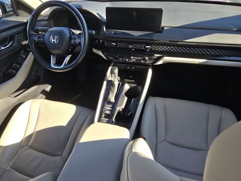 Used 2024 Honda Accord Touring image 21