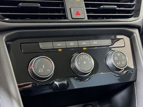 New 2026 Volkswagen Taos S FWD image 9