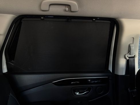 Used 2024 Honda Pilot EX-L image 19