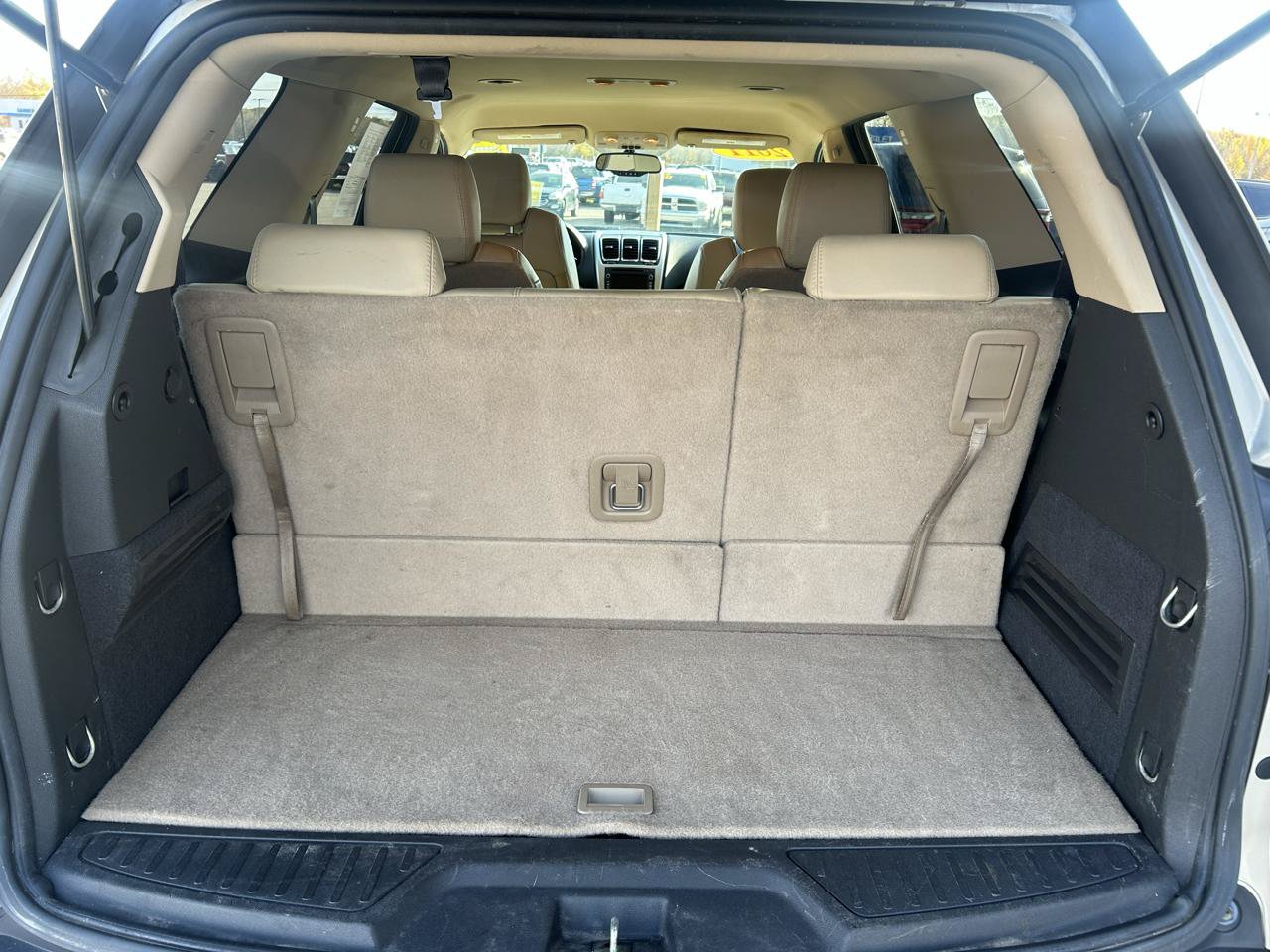 Used 2011 GMC Acadia SLT FWD image 18