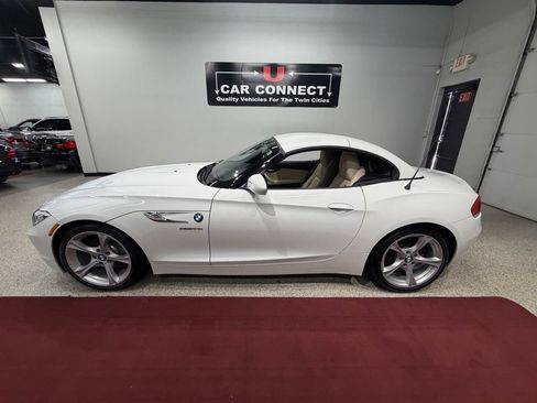 Used 2016 BMW Z4 sDrive28i RWD image 64