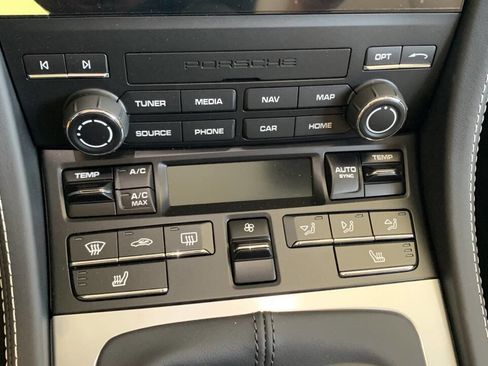 Used 2025 Porsche 718 Boxster GTS image 18