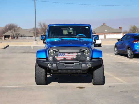 Used 2016 Jeep Wrangler Unlimited Sahara image 6