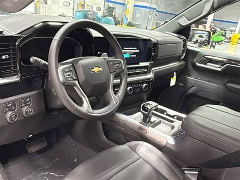 New 2026 Chevrolet Silverado 1500 LTZ w/ LTZ Premium Package image 7