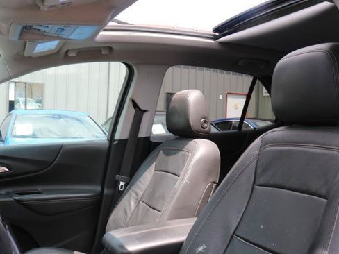 Used 2021 Chevrolet Equinox Premier FWD image 8