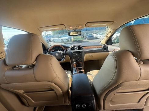 Used 2012 Buick Enclave Leather FWD image 16