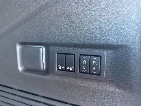 New 2026 Chevrolet Tahoe High Country image 12