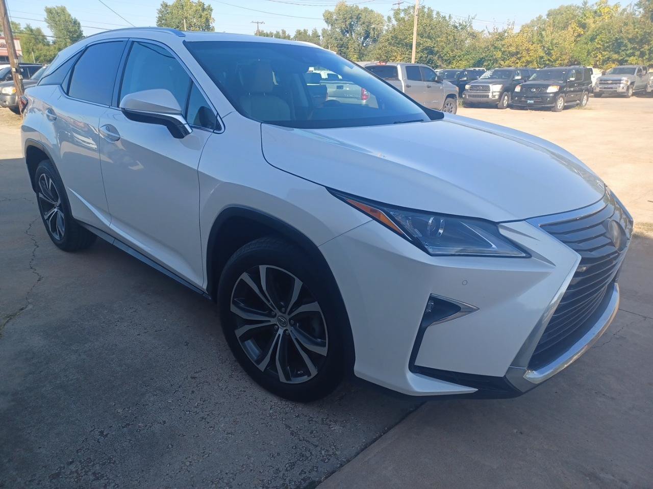 Used 2017 Lexus RX 350 FWD w/ Premium Package image 3