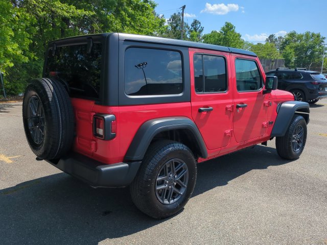 Used 2025 Jeep Wrangler Unlimited Sport AWD/4WD image 4