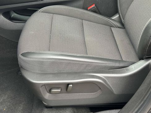 Certified 2023 Buick Envision Preferred AWD/4WD image 16