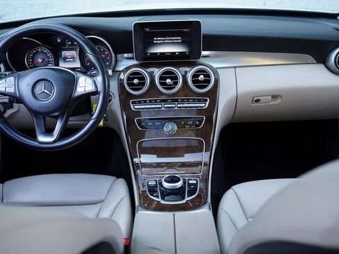 Used 2017 Mercedes-Benz C 300 Sedan image 21