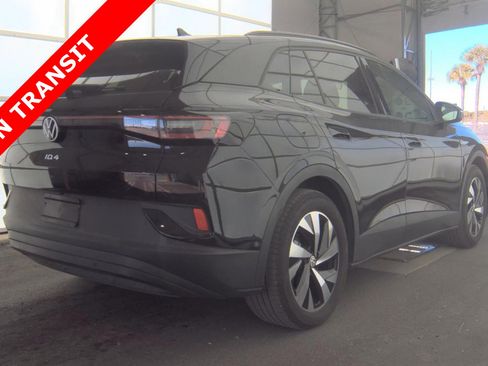 Used 2023 Volkswagen ID.4 Pro image 4