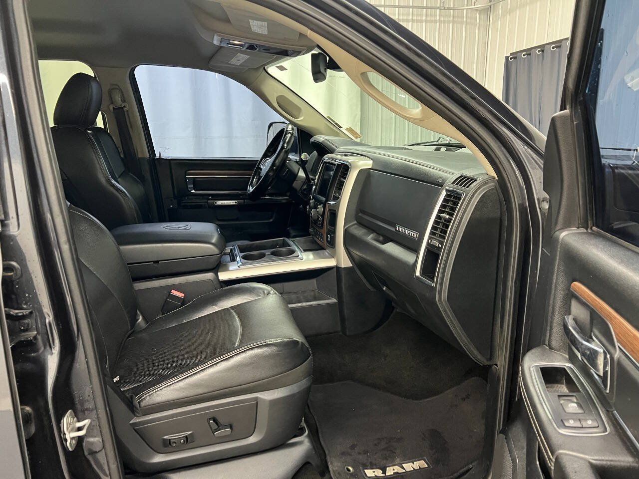 Used 2015 RAM 2500 Laramie w/ Protection Group AWD/4WD image 11