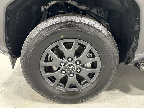 Used 2025 Toyota 4Runner SR5 image 62