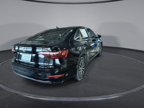 Used 2021 Volkswagen Jetta SE image 6