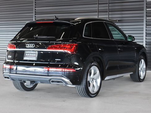 Used 2023 Audi Q5 2.0T Premium Plus w/ Premium Plus Package AWD/4WD image 16