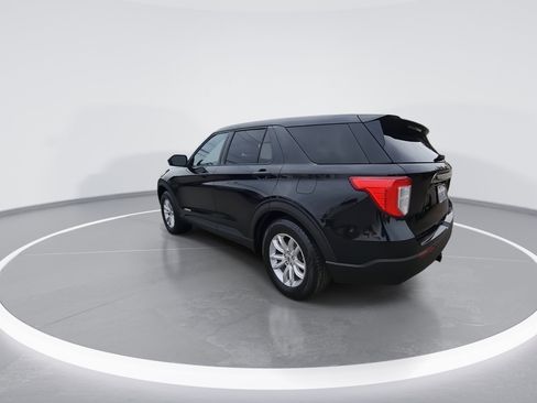 Used 2021 Ford Explorer 2WD image 6