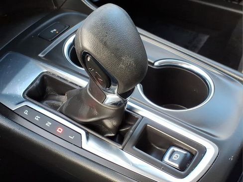 Used 2023 Chevrolet Equinox LT image 21