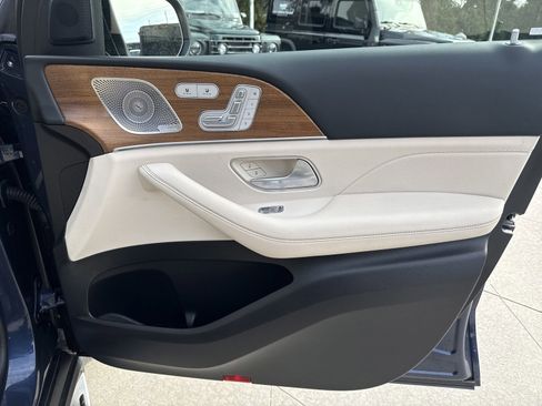 Used 2024 Mercedes-Benz GLE 350 350 4MATIC image 39