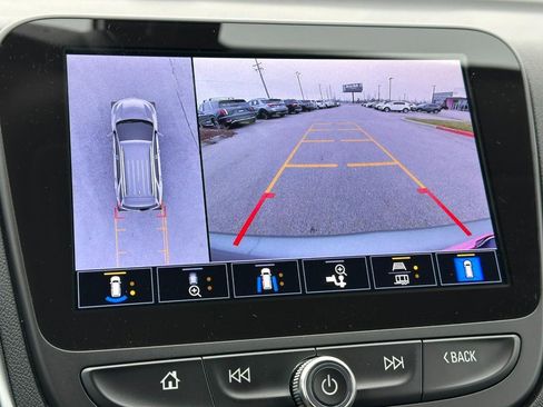 Used 2024 Chevrolet Equinox LT image 22