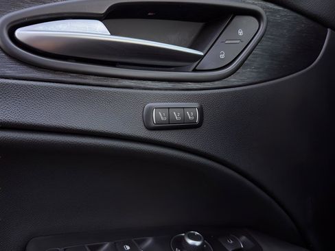 Used 2024 Alfa Romeo Stelvio Sprint image 19