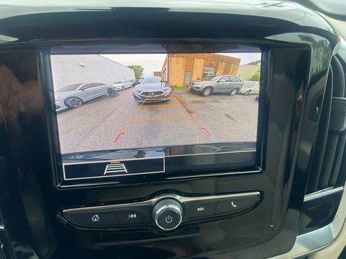 Used 2023 Chevrolet Traverse LS w/ LPO, Cargo Package AWD/4WD image 21