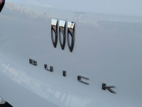 Certified 2024 Buick Encore GX Preferred FWD image 6