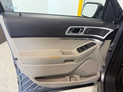 Used 2013 Ford Explorer XLT FWD image 8