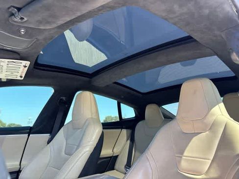 Used 2015 Tesla Model S P90D AWD/4WD image 21
