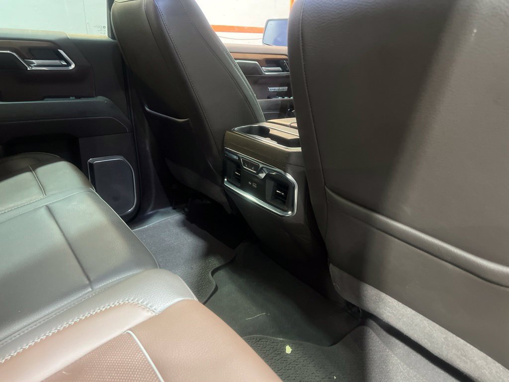 Used 2023 GMC Sierra 1500 Denali w/ Technology Package AWD/4WD image 10