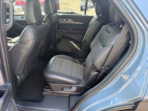 New 2026 Ford Explorer ST-Line w/ ST-Line Street Pack RWD image 12