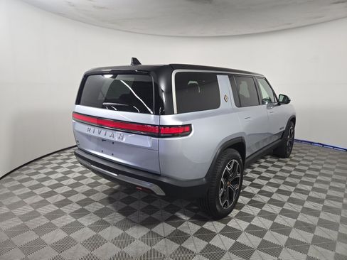 Used 2025 Rivian R1S Adventure AWD/4WD image 5