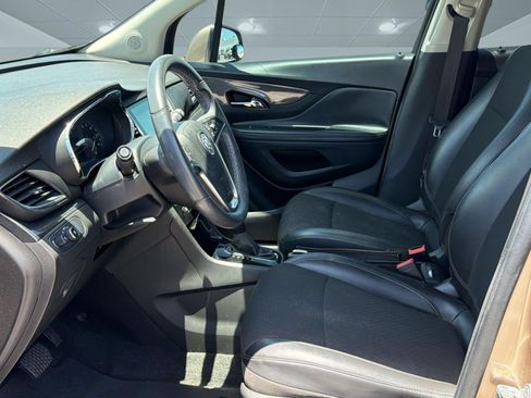 Used 2018 Buick Encore Preferred FWD image 5