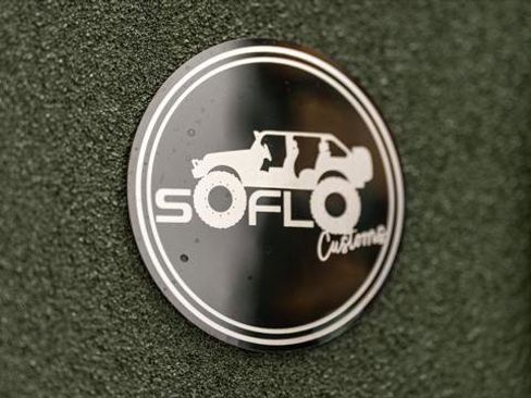 Used 2026 Jeep Gladiator Sport image 17