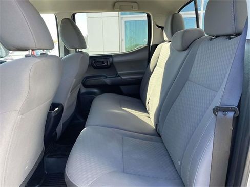 Used 2020 Toyota Tacoma SR5 image 10