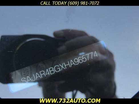 Used 2017 Jaguar XE image 36