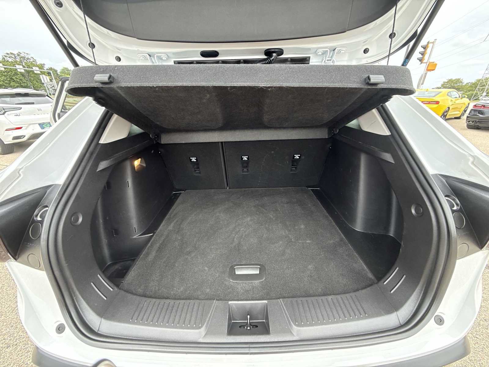 Certified 2024 Chevrolet Trax ACTIV w/ Sunroof Package FWD image 25