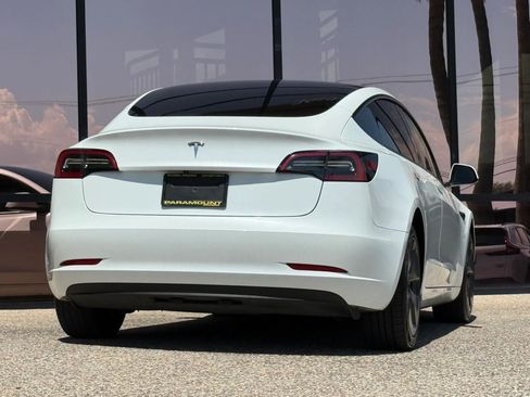 Used 2023 Tesla Model 3 Standard Range RWD image 11