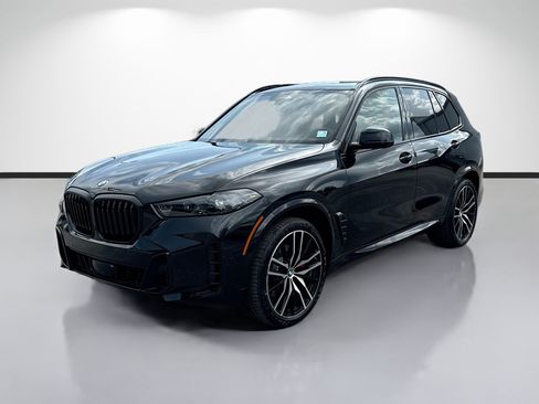 New 2026 BMW X5 xDrive40i w/ M Sport Package AWD/4WD image 7
