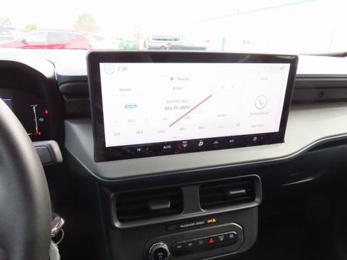 New 2026 Ford Maverick XL image 10