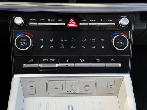 New 2026 Hyundai Santa Fe Calligraphy FWD image 18