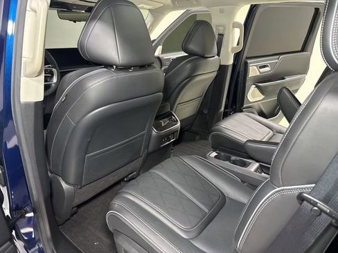 Used 2025 INFINITI QX80 Sensory AWD/4WD image 28