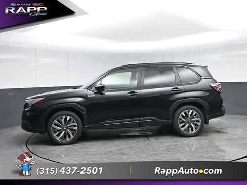 Used 2025 Subaru Forester Touring image 4